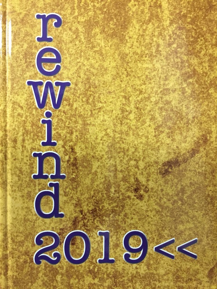 Yearbooks Are In!